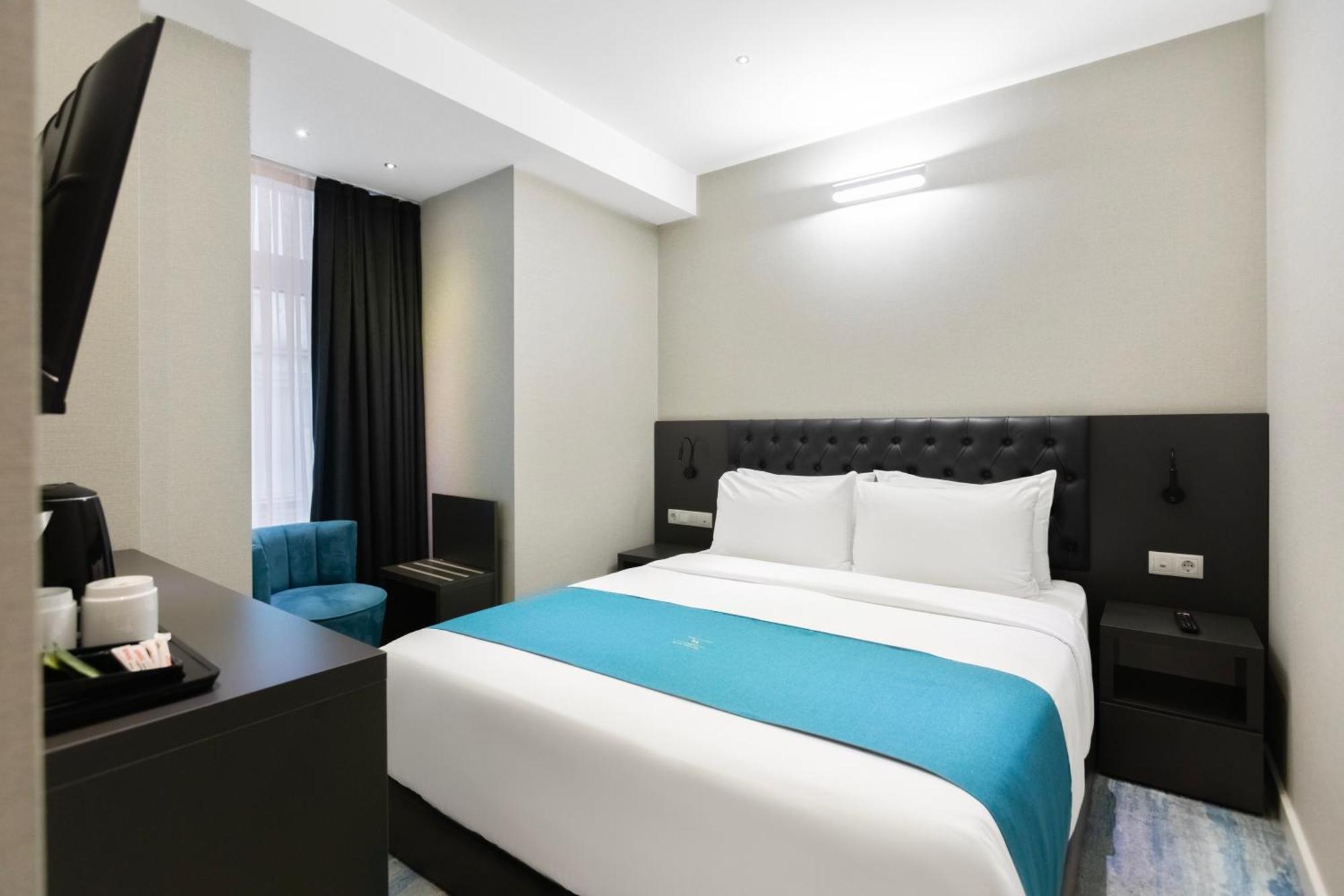 M 1 T Hotel Tbilisi Exterior foto